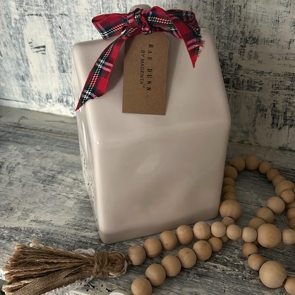 Rae Dunn “Baby Bird” Birdhouse - Picture 3 of 3